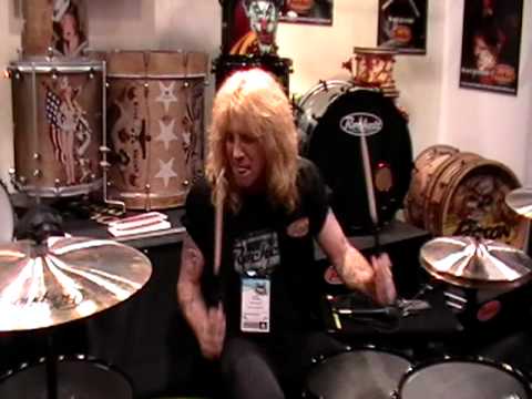 Ladies and gentlemen, on the drums, Steve Adler, ex-Guns n' Roses