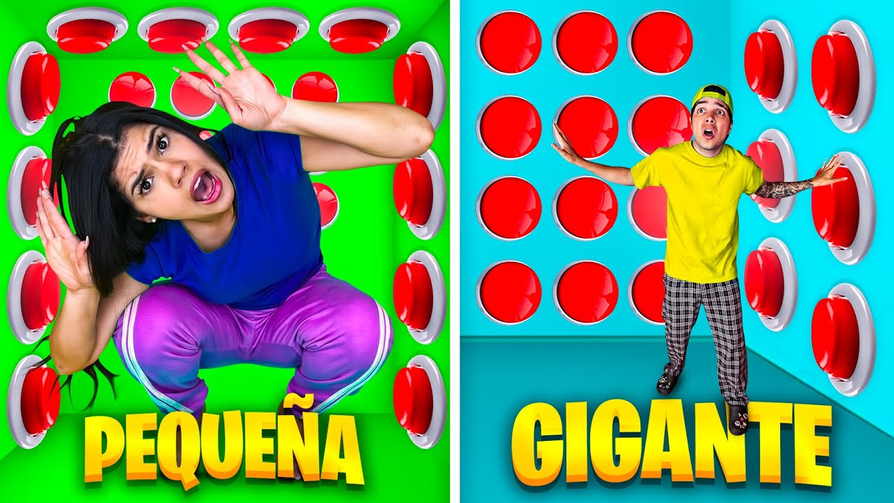 CAJA PEQUEA VS GIGANTE con 100 BOTONES MISTERIOSOS SOLO 1 PARA ESCAPAR 