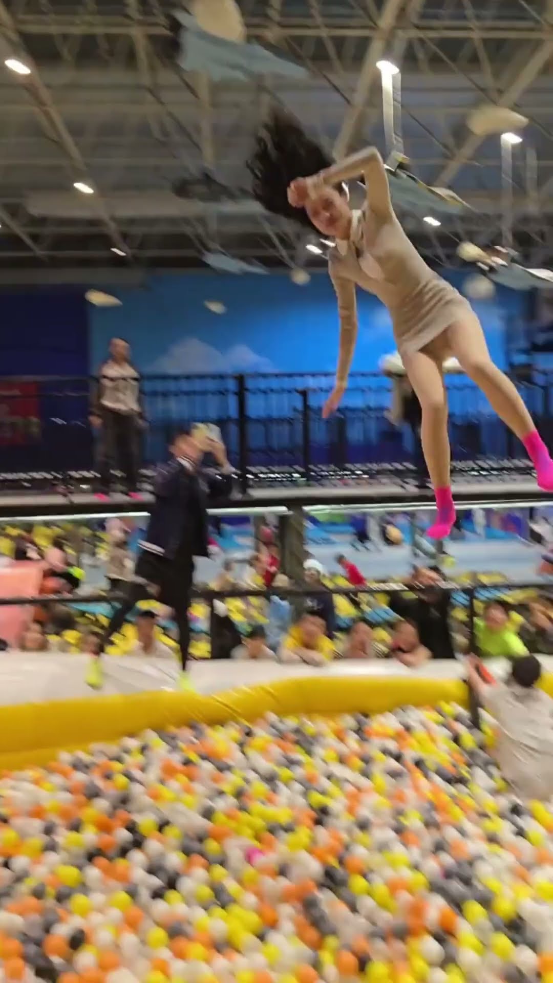 nternet This Trampoline Is So?? Fun! Why Didn't We Just Start Jumping Around #shorts #advan