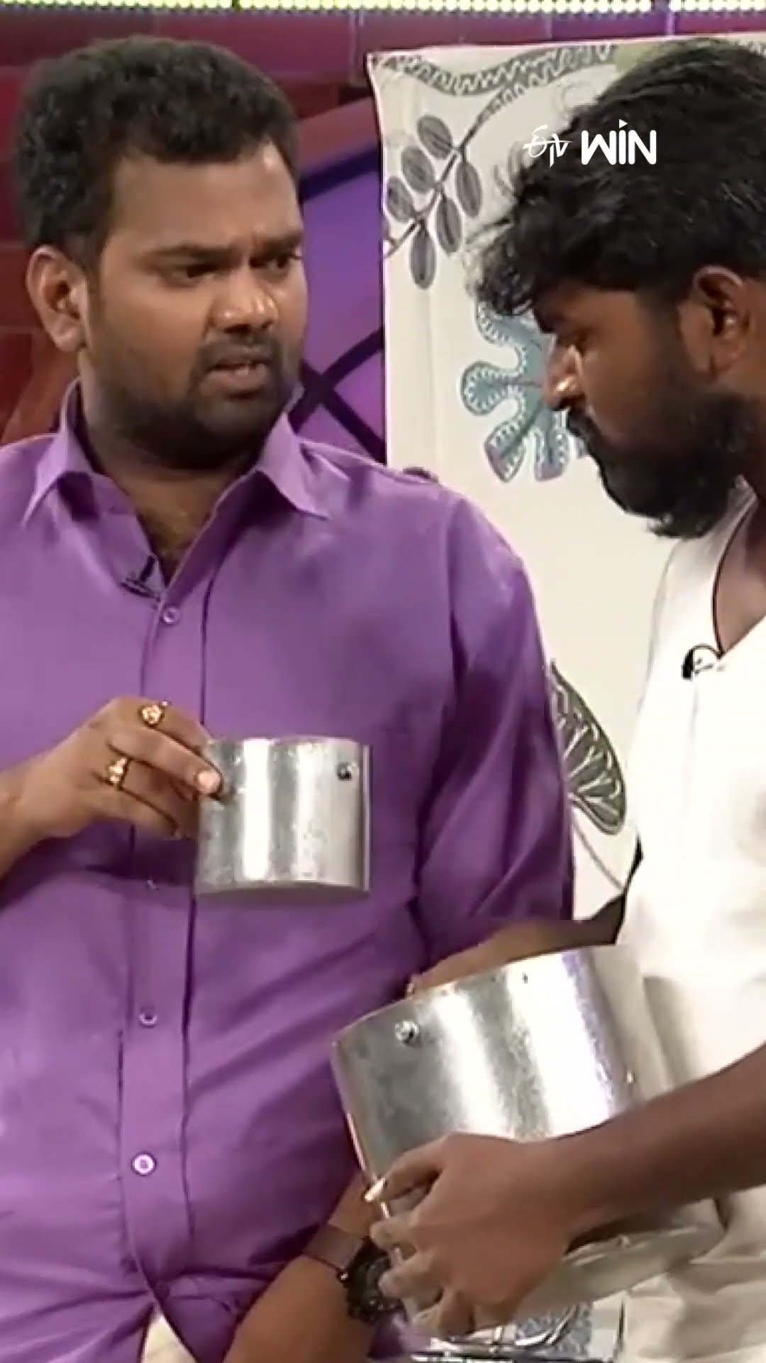 #shorts - ఈ మధ్య అడుక్కునేవాళ్ళు కూడా పాలు అడుక్కుంటున్నారా..? #jabardasth #comedy #Ramprasad