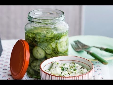 Vídeo: O Que Cozinhar Com Pepinos Em Conserva