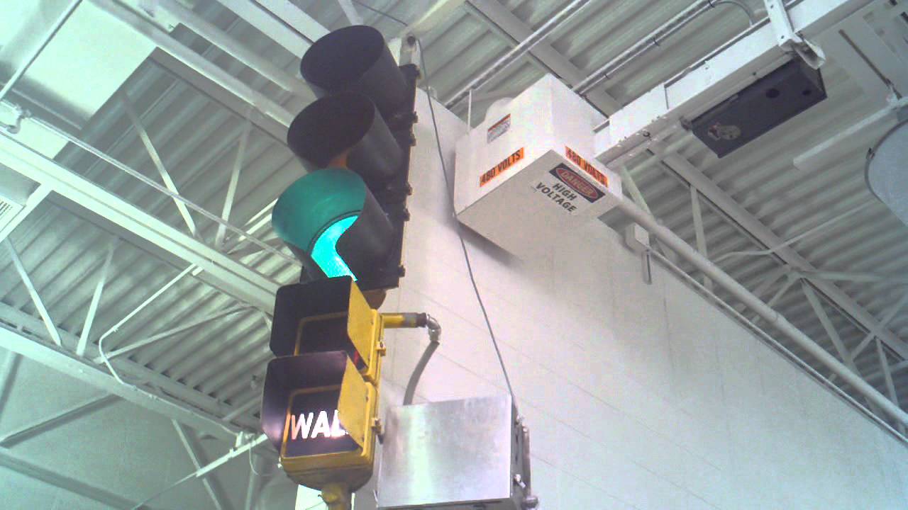 PLC Traffic Light project - YouTube