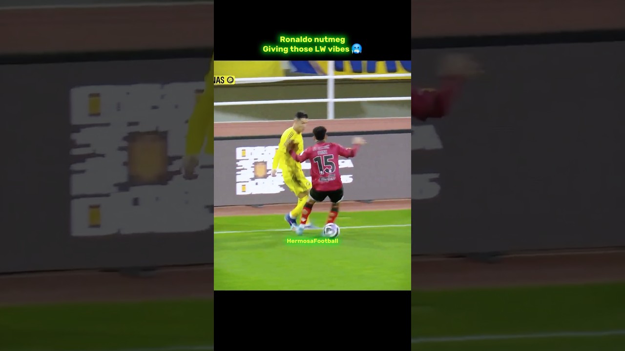 Ronaldo nutmeg vs Al Kholood 