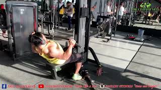 Lean back lat pull-down