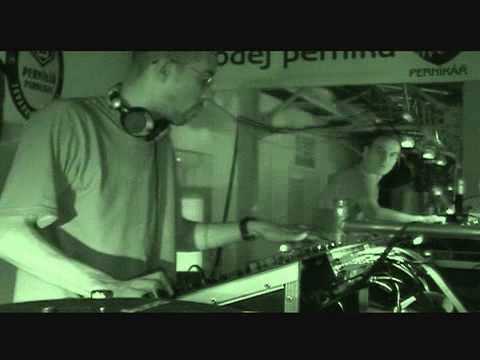 Ver Christian Fischer & DJ Murphy - Furchtbar live @ Summer of Love Padrubice no YouTube