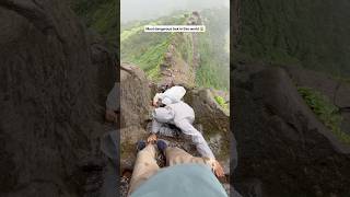 Most dangerous trek 🥵 #hariharfort #maharastra #travel #shorts