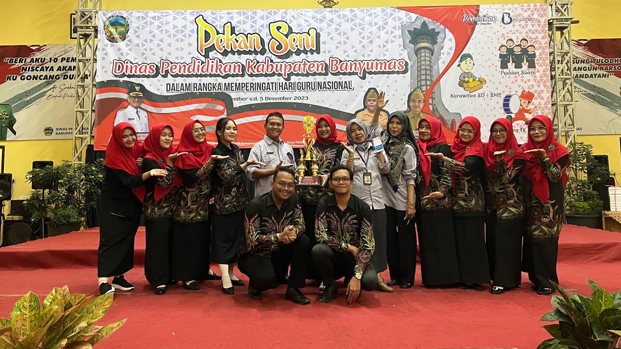 IKAN DALAM KOLAM (Juara 3 Paduan Suara Pekan Seni HGN Kabupaten Banyumas)