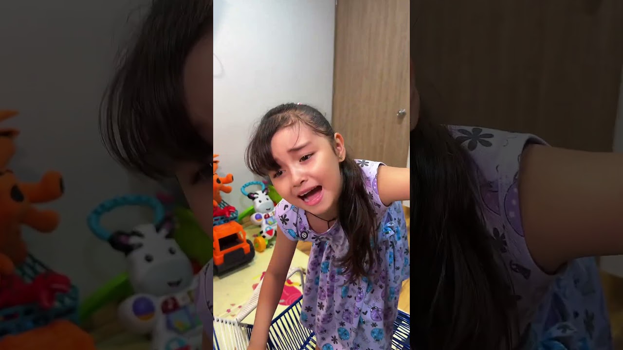 Danielita se lastimó el pie 😱😱 #viral #comedy #humor #funny #comedia