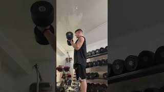 Качаем бицепс трицепс #рекомендации #тренды #тренажерныйзал #Bamsted#sports #рекомендации