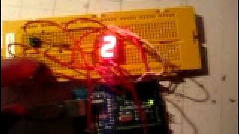 Control Display 7 segmentos con pulsadores