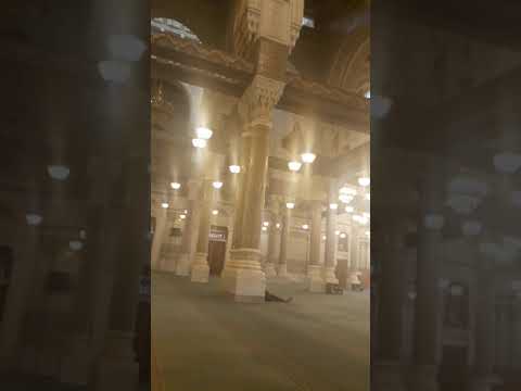 أذان صلاة الظهر بمسجد الأمير عبد القادر قسنطينة