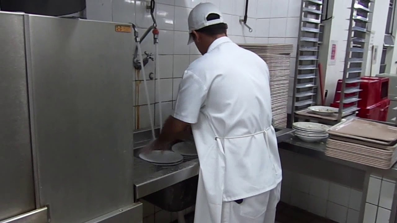 Máquina de lavar pratos industrial