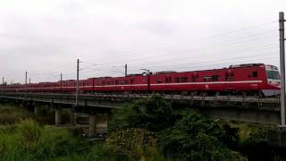 20170314 台鐵2194次EMU700型區間車石榴南通過(京急電鐵友好彩繪)