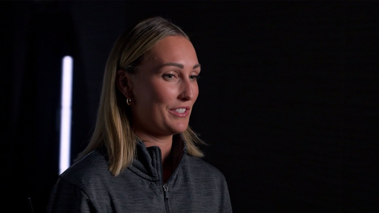 Coach Jessica Campbell knows excellence when she sees it | Hyundai Canada x NHLCA