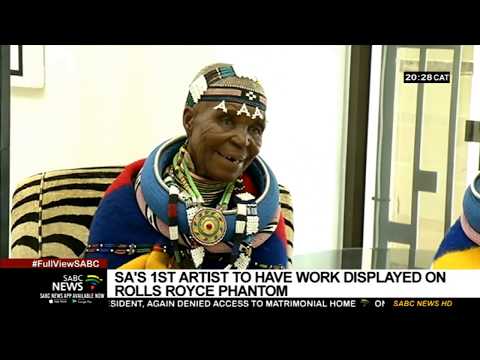 esther-mahlangu's-artwork-displayed-on-a-rolls-royce-phantom