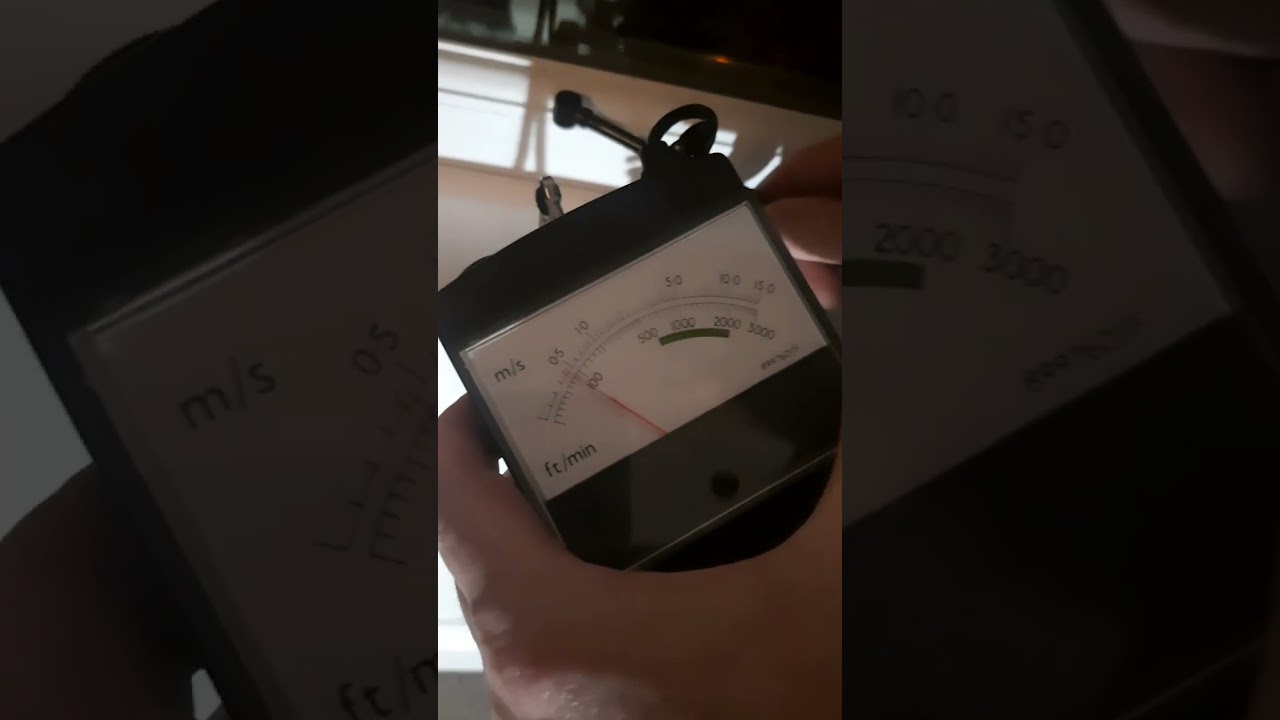 Defect when installing the window unit.