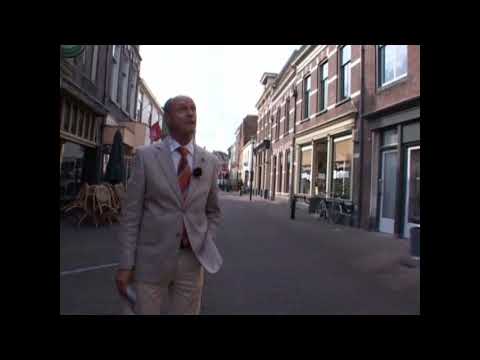 Prof  Nelissen keurde binnenstad Hattem juli 2008