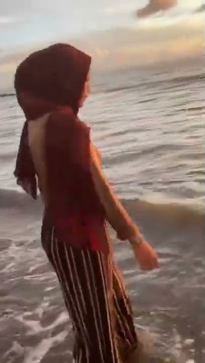 LIBURAN BARENG PACAR DI PANTAI | HALU STORY #shorts  #storyhalu #storyig #storywa