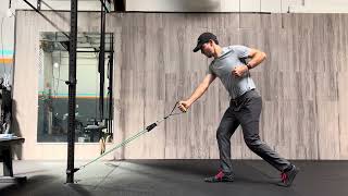 Staggered Stance Single Arm Rotational Pull