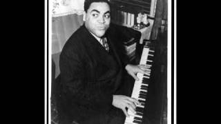 Fats Waller plays Honeysuckle Rose (piano solo, 1935) chords