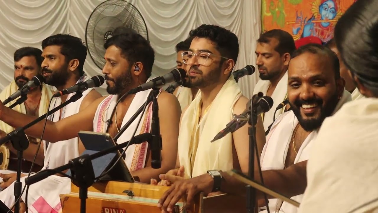 DHARIKANTE SHIRASU KOITHORU DHORA ROOPINI AMBIKE