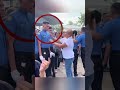 "Madre consuela a Cadete graduado y hace llorar a todos sus compañeros"