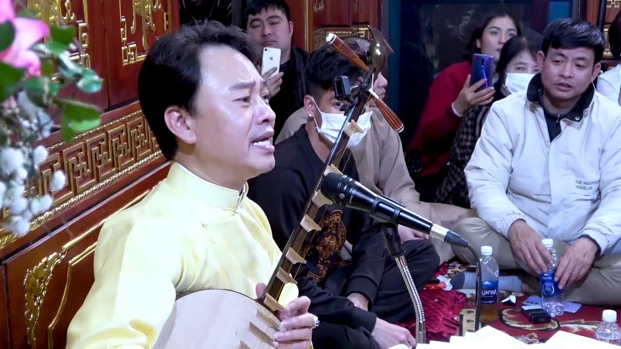 ĐÂY MỚI LÀ HÁT VĂN QUAN HOÀNG MƯỜI NGHE HOÀI THANH HÁT MÀ THẤM TỪNG CÂU   THANH THẢN CÕI LÒNG TRẦN 1