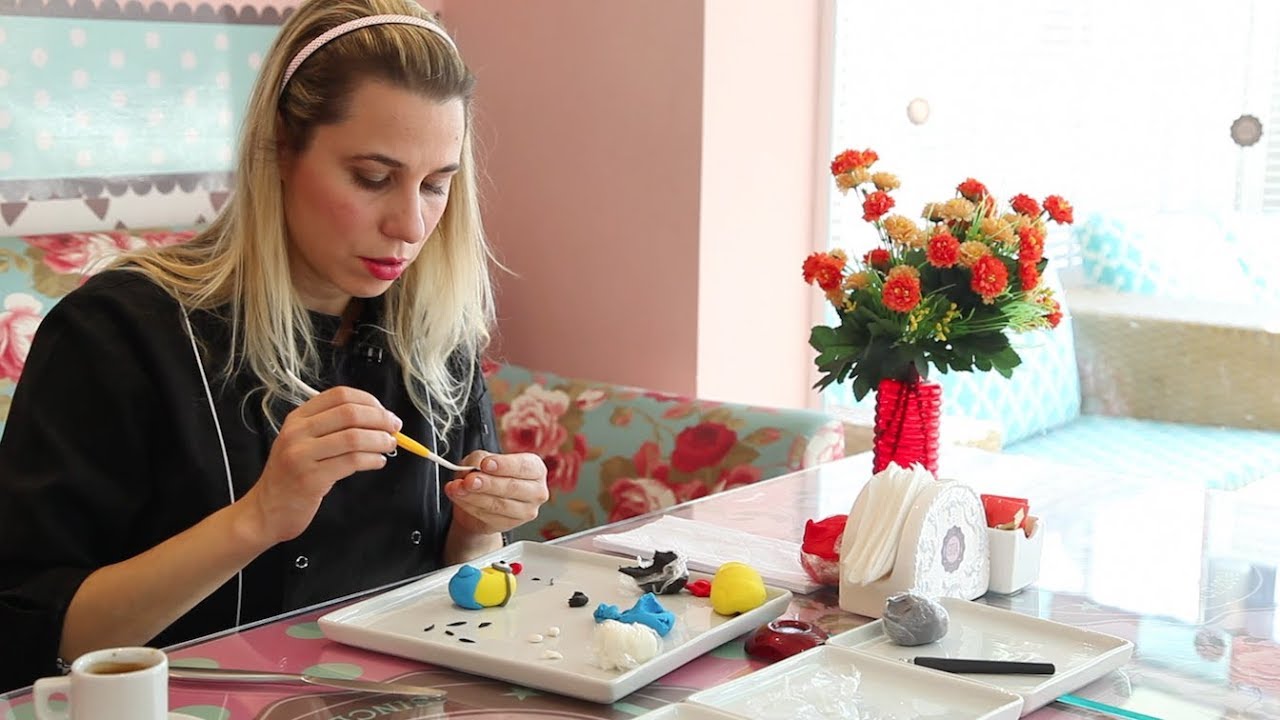 Gita Receita com Pasta Americana Boneco Minion YouTube