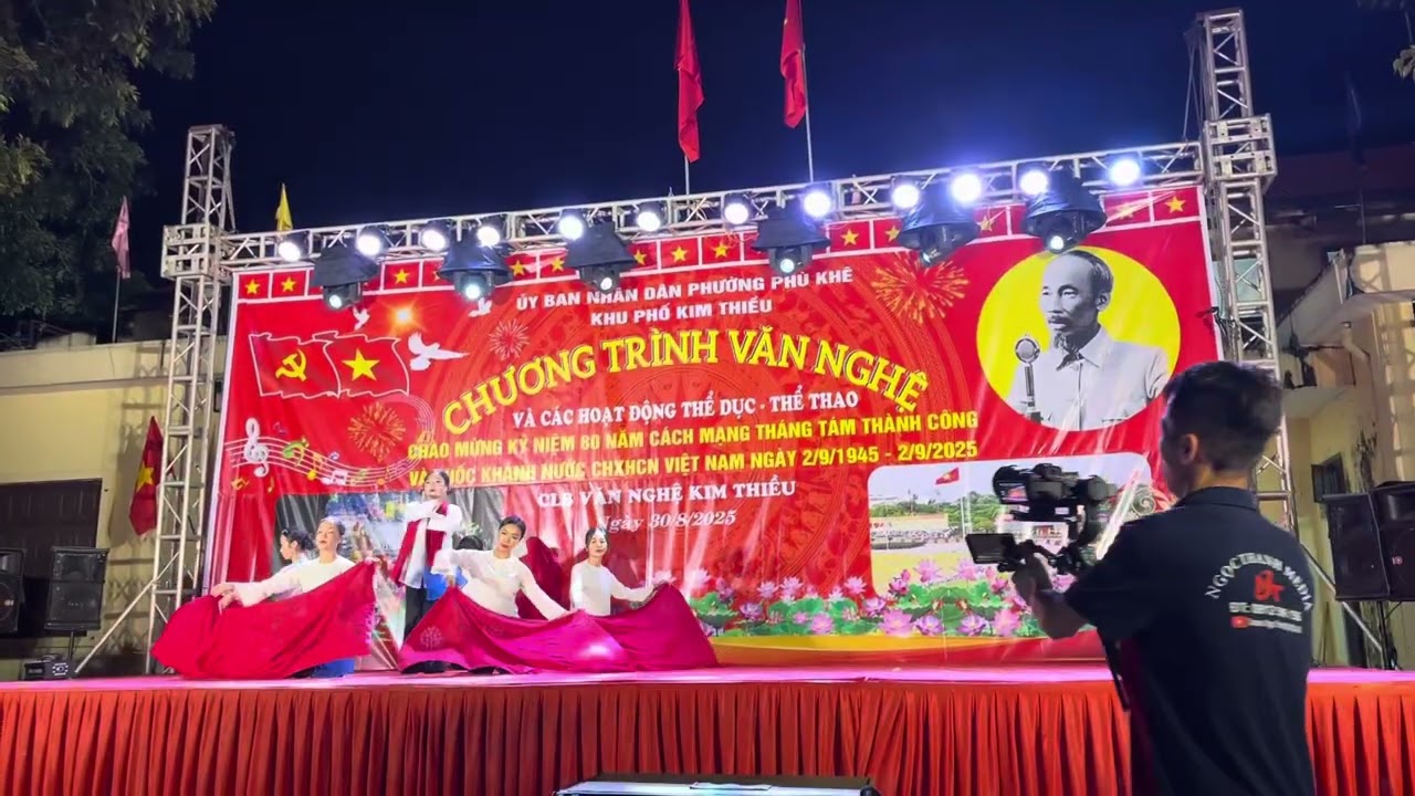 Nỗi Đau Giữa Hoà Bình / Nhóm Múa Hoạ Thi Ý Trình Bày 