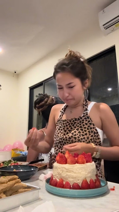 SEDIH!!KETIKA MAMARI BUAT KUE ULANG TAHUN🎂TIBA2 KANGEN PAPA DALI #jennifercoppen