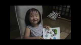 絵本の主人公が自分♪　女の子の笑顔