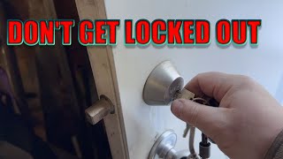 HOW TO FIX FROZEN DOOR LOCKS EASY by BSK Garage 580 views 4 months ago 2 minutes, 2 seconds