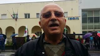 Peppino La Rosa al sit in davanti alla sede dell'Inps - Carbonia 4 maggio 2018