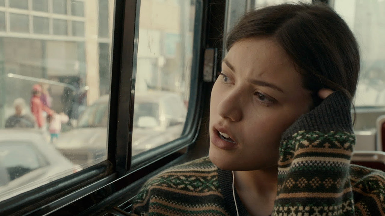 MOLLY MAXWELL Trailer | TIFF Next Wave 2013 - youtube