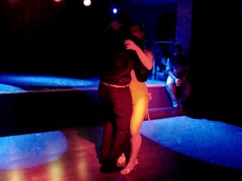 Mauro Miguel King y Ana Rita Duarte, bailando kizo...