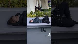 一年ぶりに彼氏とディズニー行ったらこんな状況