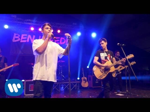 Benji & Fede - Fino a farmi male feat. Irama (20:05 Live Tour)
