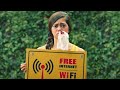 У девушки аллергия на Wi-Fi поэтому ей приходится жить без интернета