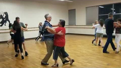 Bronze American Smooth Foxtrot II Class #2: Reverse turn and continuous twinkle