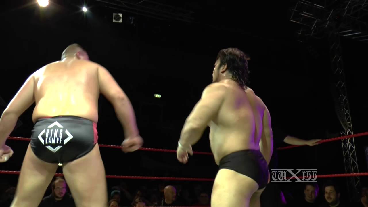 Daisuke Sekimoto vs. Big Daddy Walter at wXw - YouTube