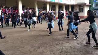 MCC flashmob group dance