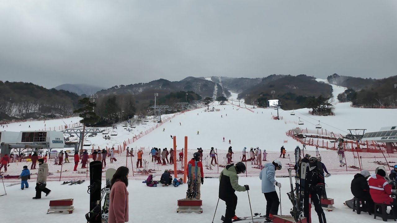 (4K)겨울 스키 성지 '무주 덕유산 스키 리조트', 외국인들도 좋아하는 겨울 스키 메카(Muju Deogyusan Ski Resort)