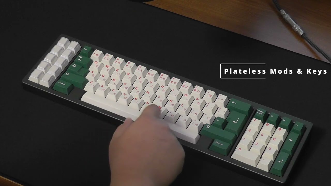 Geonworks W1-AT R2 Plateless VS Carbon Fiber Plate Sound Test (GMK