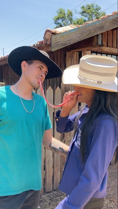 ANA CASTELA CHICLETINHO 🍬🤠😱😂#anacastela #boiadeira #shortsviral #sertanejo #agro