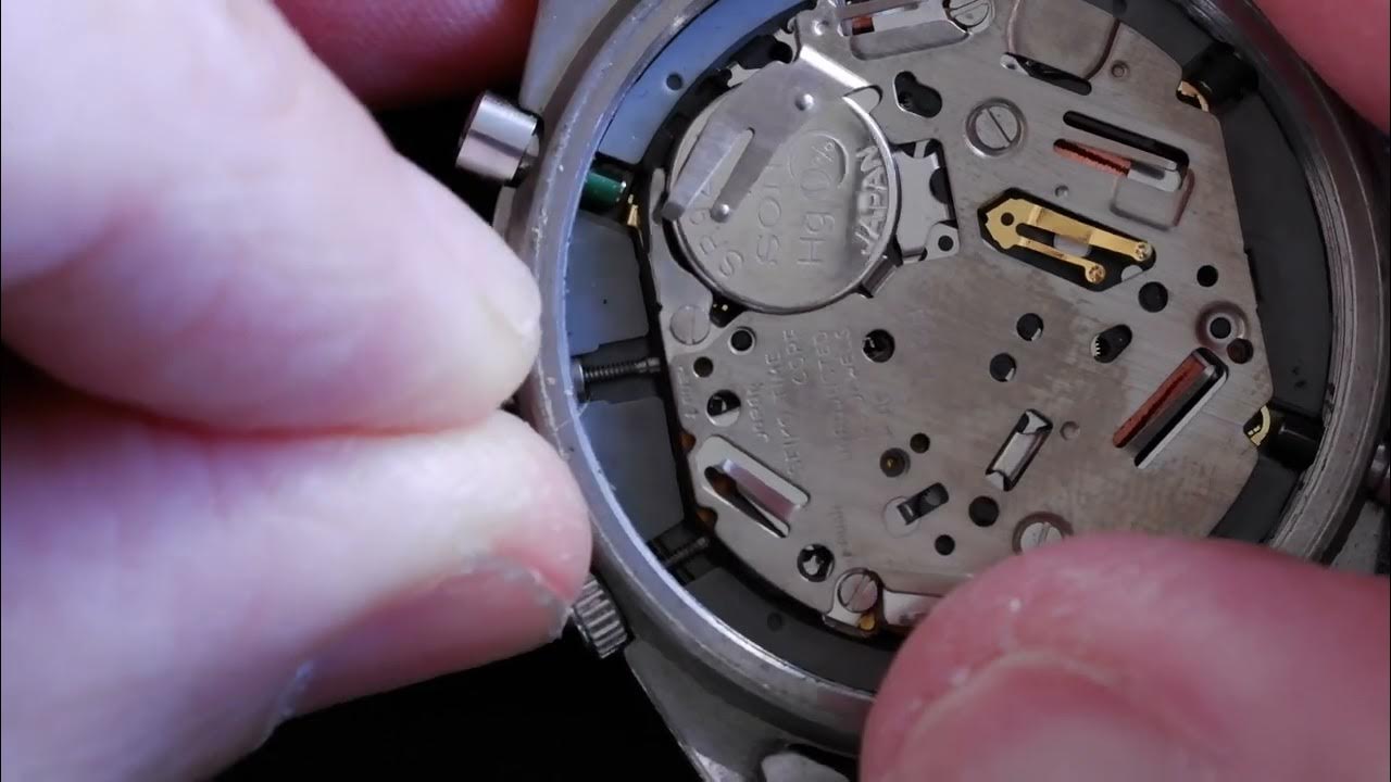 Seiko 7T32 watch: How to remove the stem & crown - YouTube