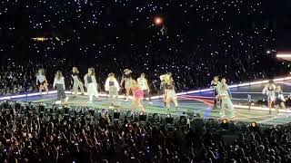 Video thumbnail of "Taylor Swift "Shake It Off"  Seattle, WA July 22, 2023"