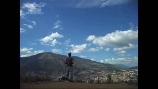 vuelo de planeo y ataque halcon