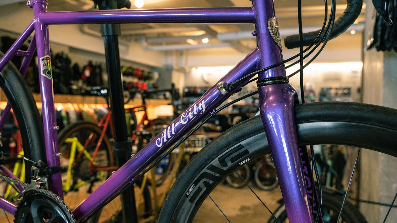 ロードバイクに装着するだけで迫力のあるENVE SES3.4 ホイール - YouTube