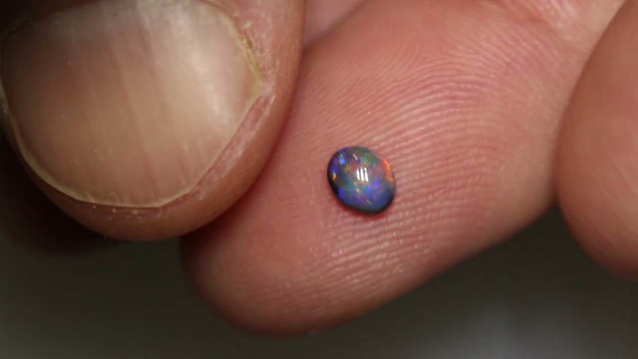 Australian opal gems from Lightning Ridge