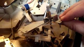 видео: Sony PS-T25 замена демпферной смазки микролифта картинка: Sony PS-T25 замена демпферной смазки микролифта